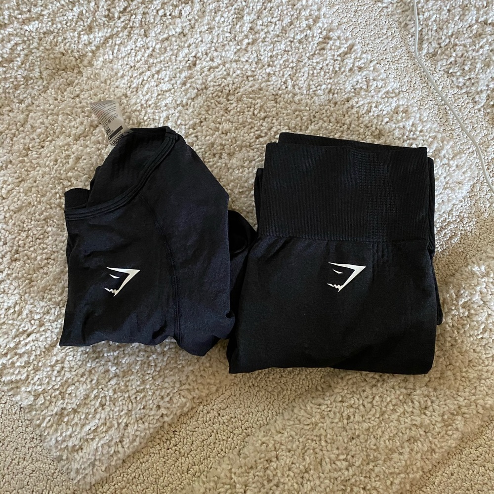 Gymshark Vital Seamless Crop + Legging (2019)